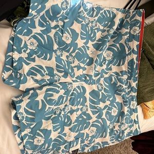 Tommy Hilfiger swim trunks size large